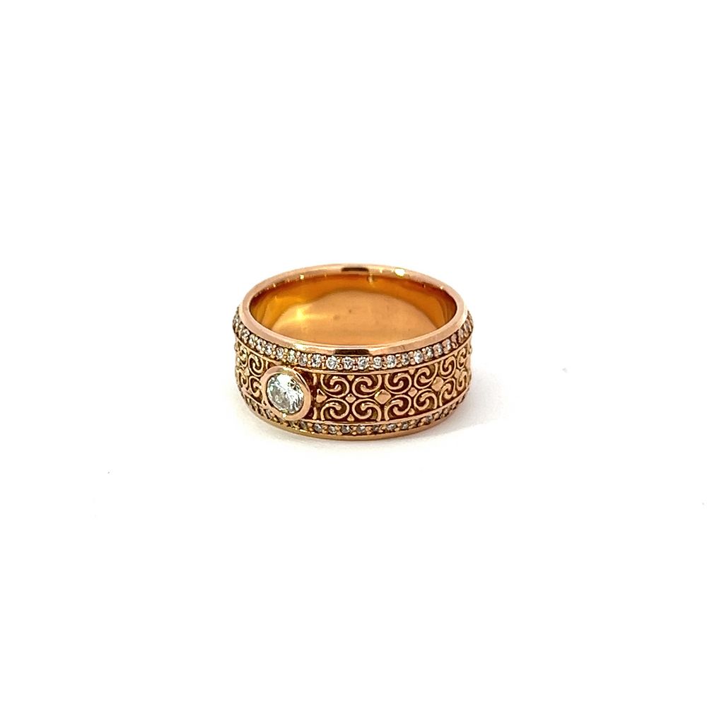 Embossed Aztec Design Diamond Band in Rose Gold