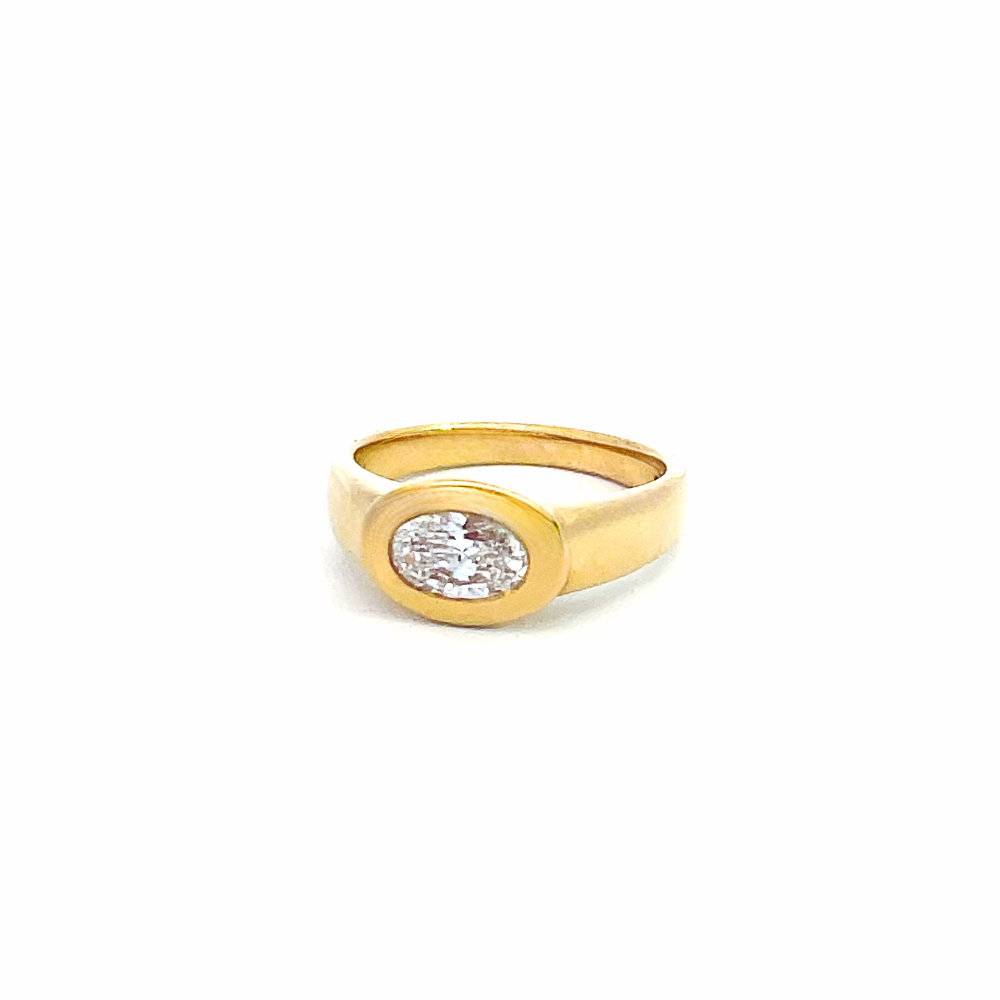 0.70ct Oval Retro Rubover Diamond Ring in 18ct Gold