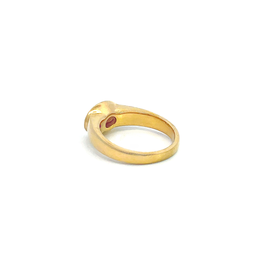 0.70ct Oval Retro Rubover Diamond Ring in 18ct Gold