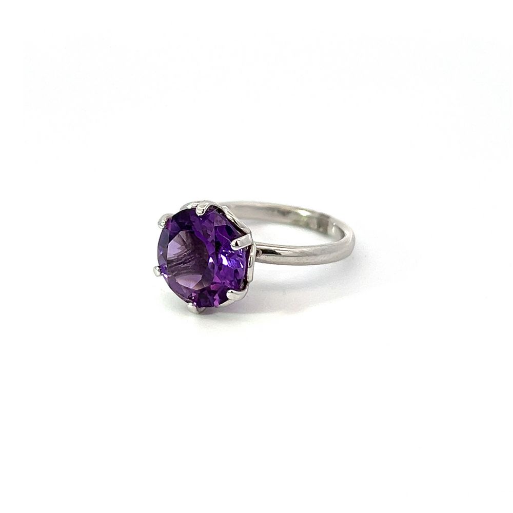 Amethyst Solitaire Ring