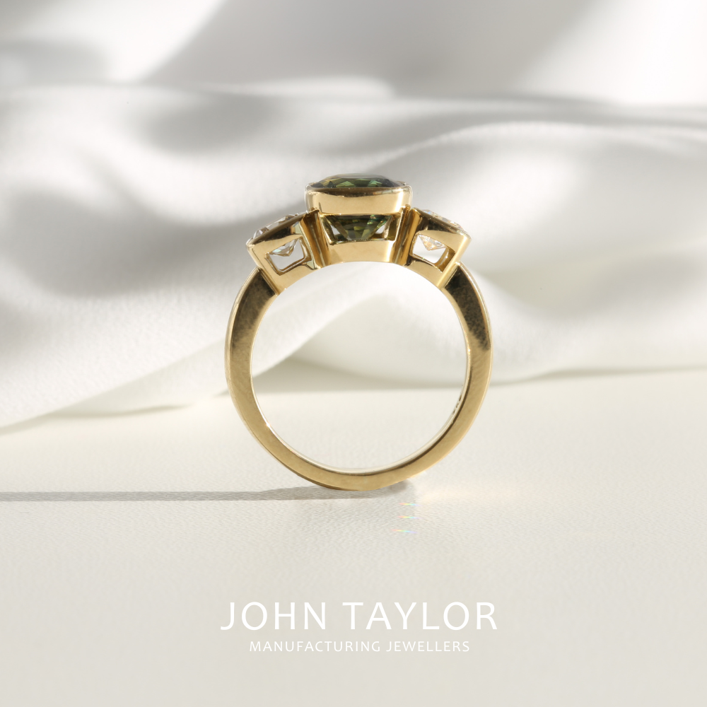 Handmade 3.28 Cushion-Cut Parti-Sapphire & Diamond Ring in 18ct Gold