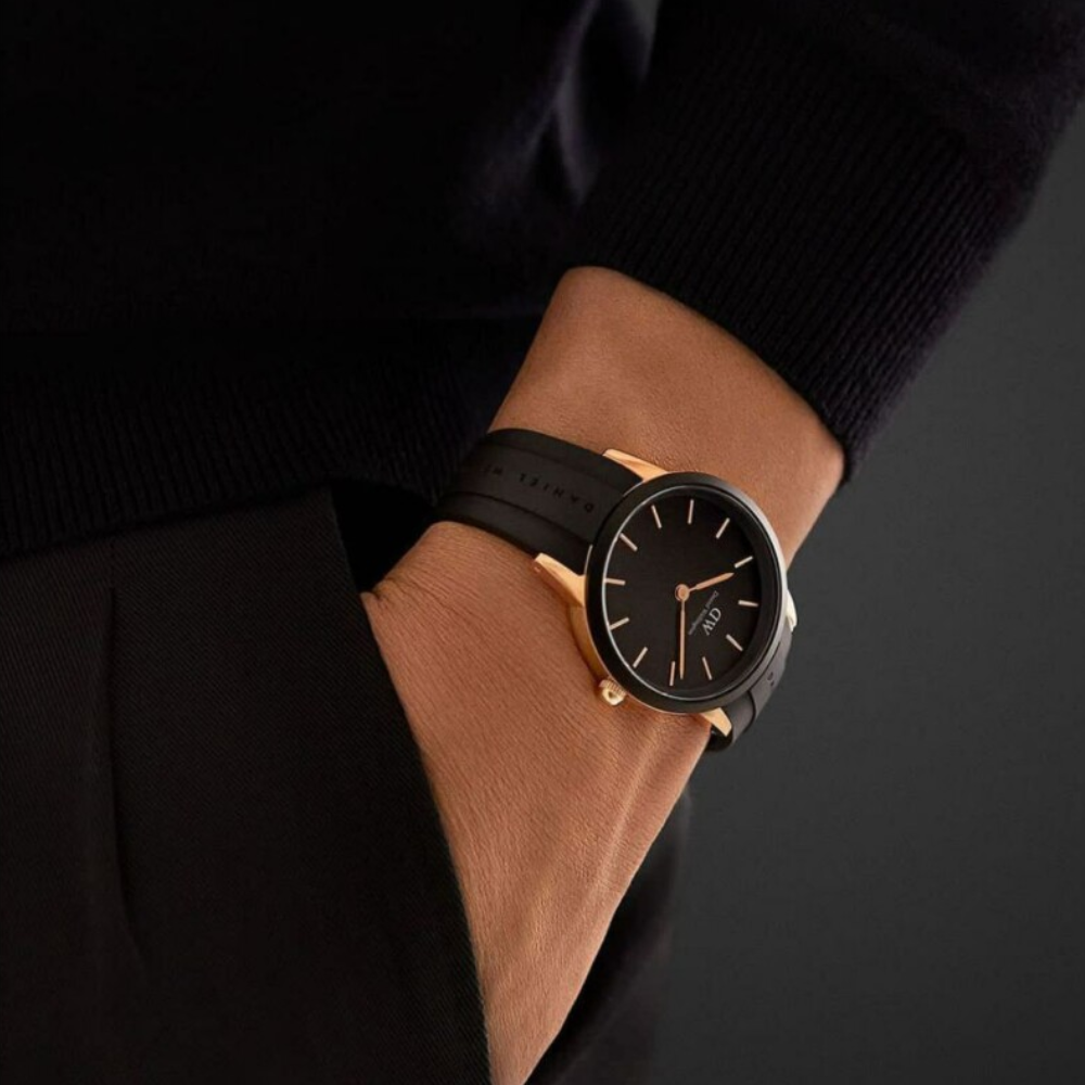 DW Iconic Motion Watch in Rose Gold (100m)