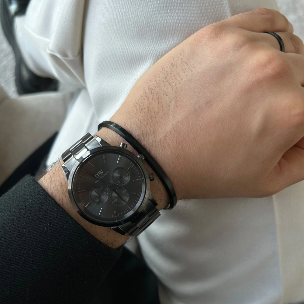 DW Iconic Chronograph Link Onyx B Watch