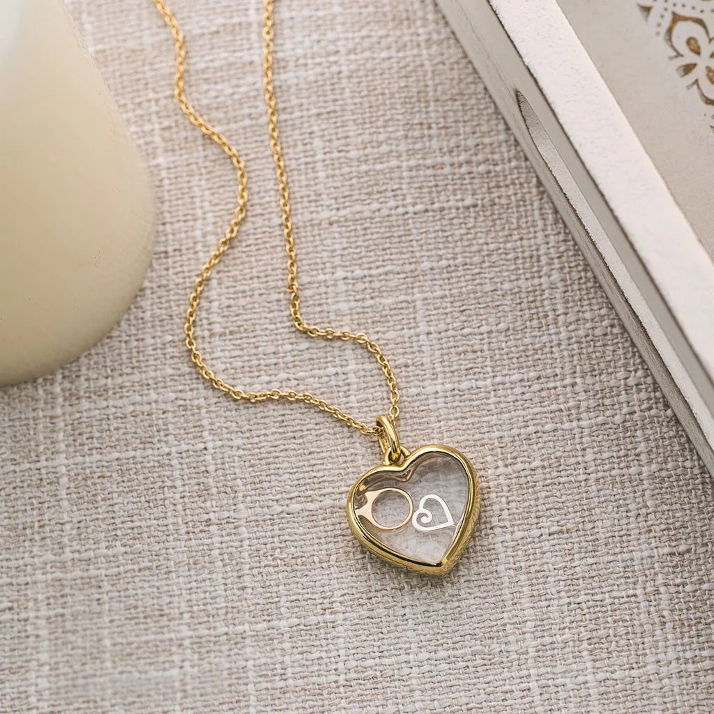 STOW Medium 9ct Gold Heart Locket