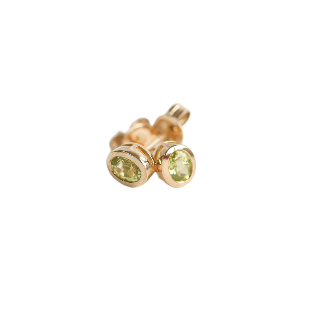 Peridot Rubover Stud Earrings in 9ct Gold