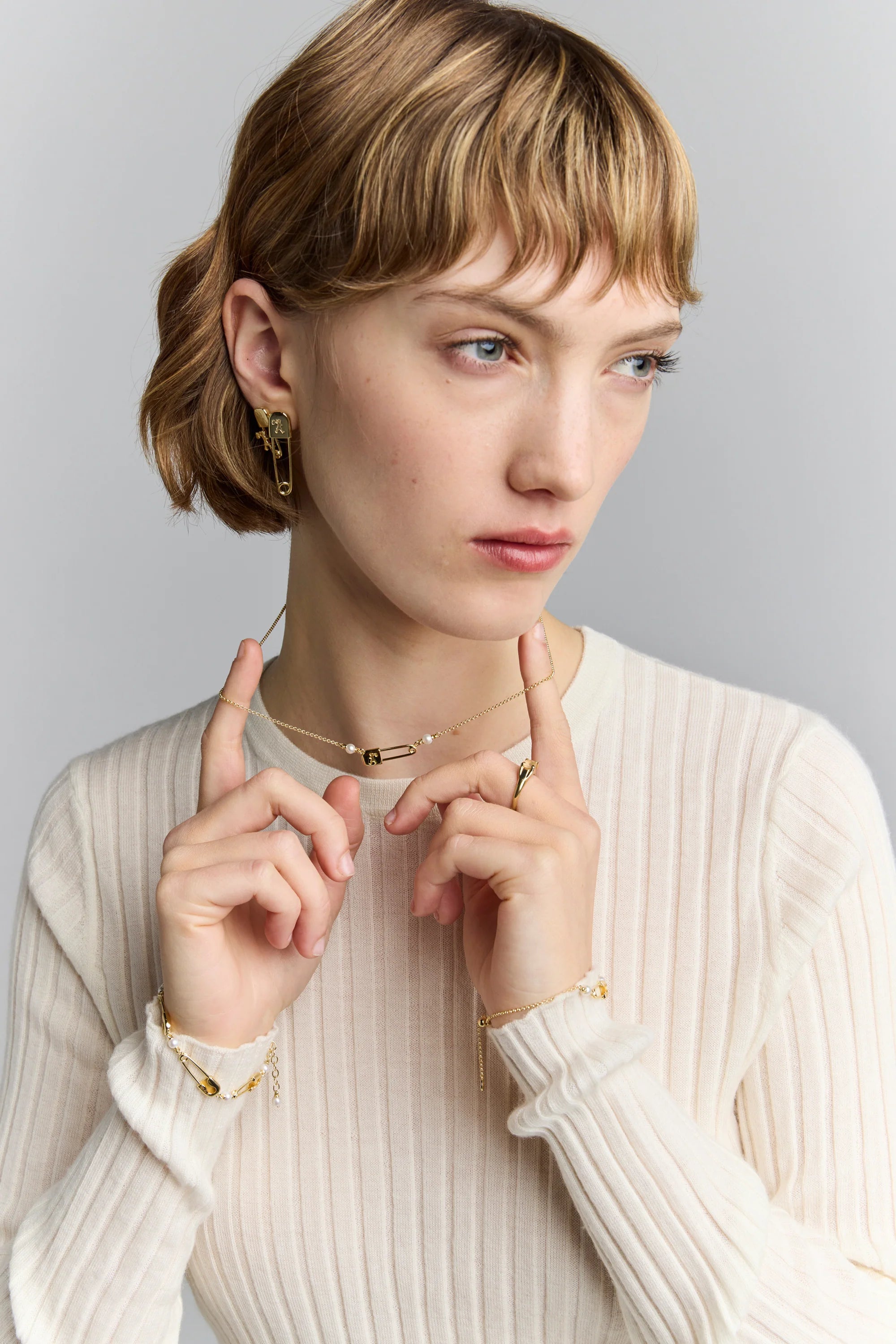 Karen Walker Runaway Safety Pin Necklace Silver with FW Pearls