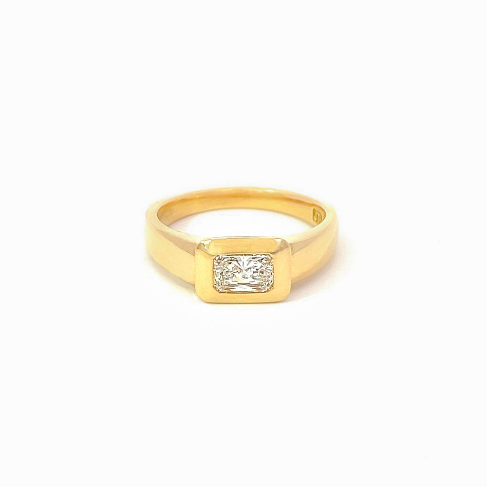 0.5ct Radiant-Cut Diamond Solitaire Ring in 18ct Gold